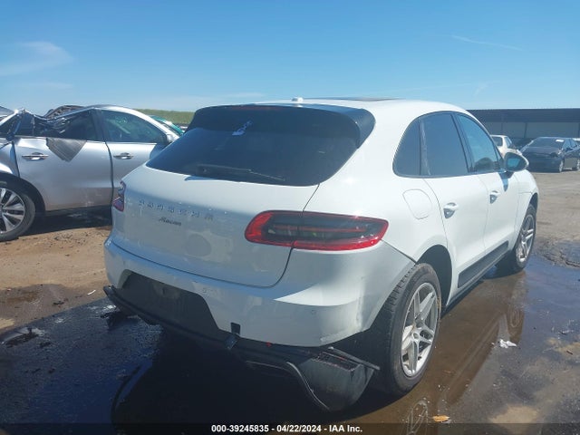 2017 PORSCHE MACAN WP1AA2A5XHLB81186 Photo 3