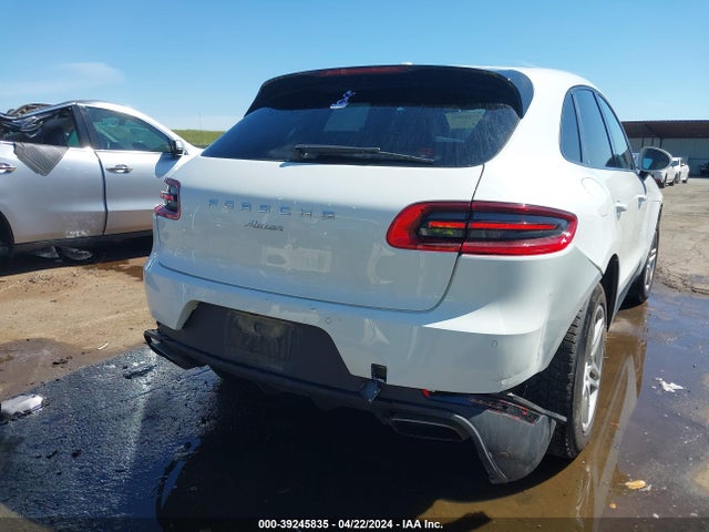 2017 PORSCHE MACAN WP1AA2A5XHLB81186 Photo 5