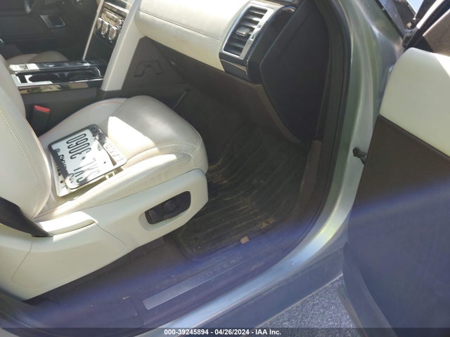 SALRT2RV7KA079861 Land Rover Discovery Hse Luxury
