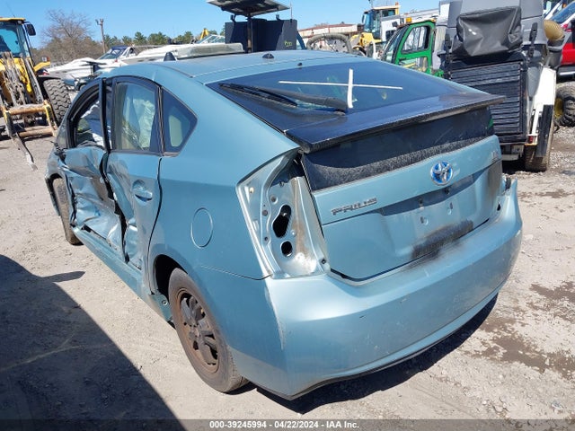 Toyota Prius Two 2014 JTDKN3DUXE1818295 Image 3