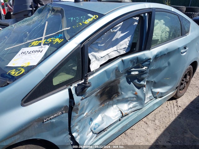Toyota Prius Two 2014 JTDKN3DUXE1818295 Image 6