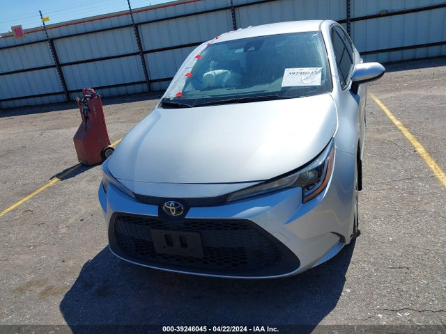 Toyota COROLLA LE 2022 JTDEPMAE8N3027276 Image 12