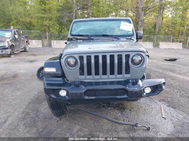 1C4HJXDN7JW230440 Jeep Wrangler Unlimited Sport 4x4