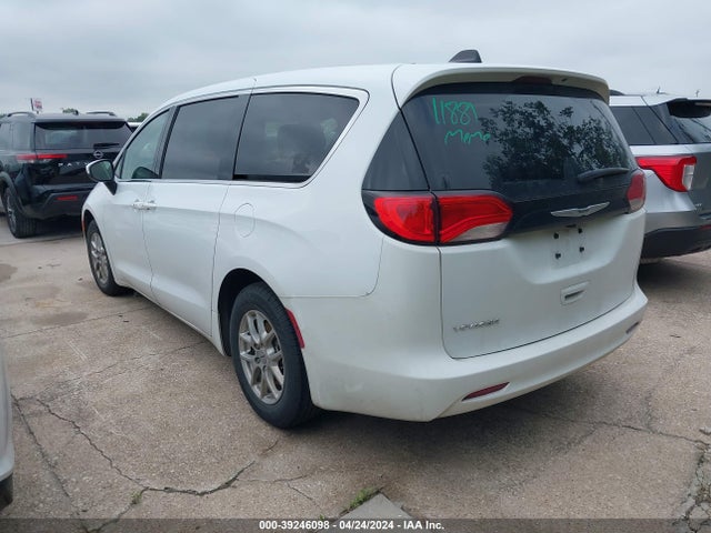2C4RC1CG6PR516120 Chrysler Voyager Lx
