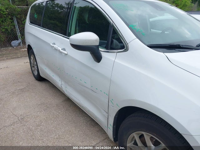 2C4RC1CG6PR516120 Chrysler Voyager Lx