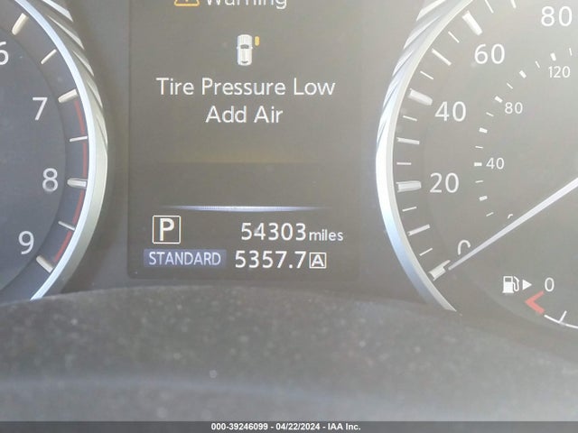 JN1EV7AR9JM438400 Infiniti Q50 3.0t Luxe