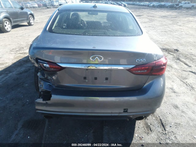 JN1EV7AR9JM438400 Infiniti Q50 3.0t Luxe
