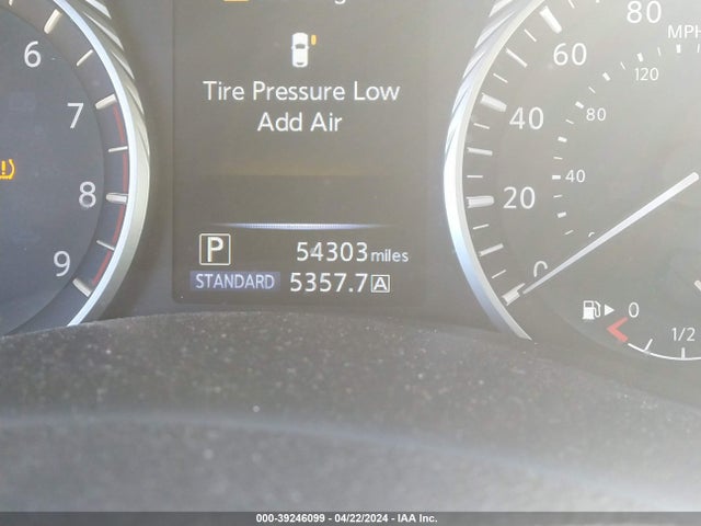 JN1EV7AR9JM438400 Infiniti Q50 3.0t Luxe
