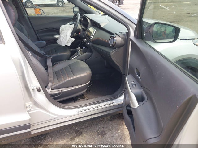 Nissan KICKS SR 2019 3N1CP5CU9KL530822 Image 5