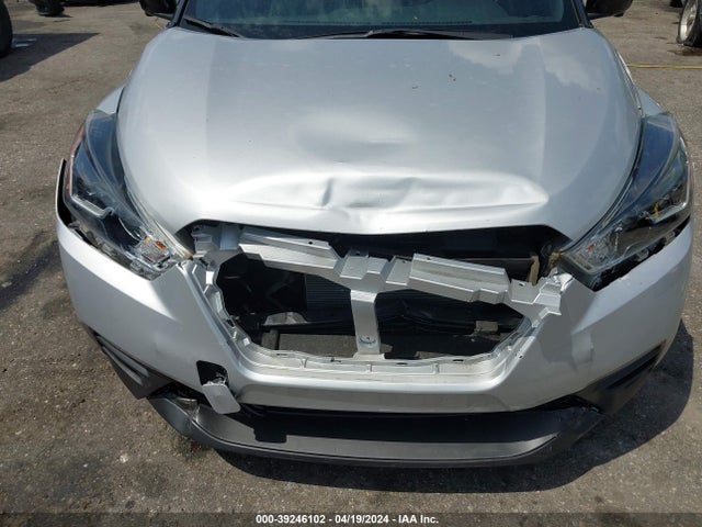 Nissan KICKS SR 2019 3N1CP5CU9KL530822 Image 6