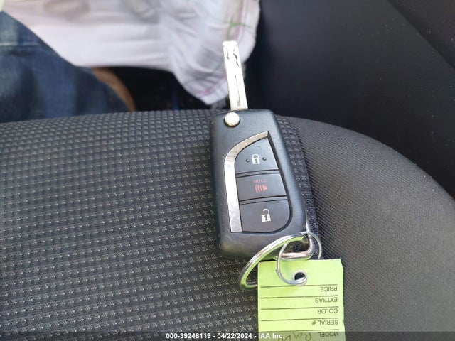 Toyota RAV4 LE 2019 2T3F1RFV6KW046543 Image 11