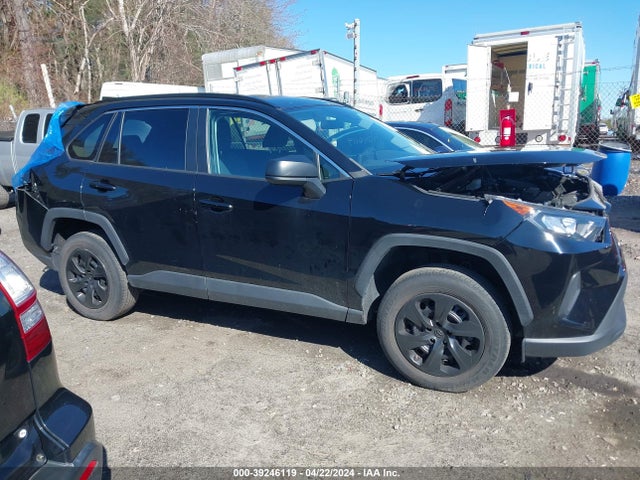 Toyota RAV4 LE 2019 2T3F1RFV6KW046543 Image 13