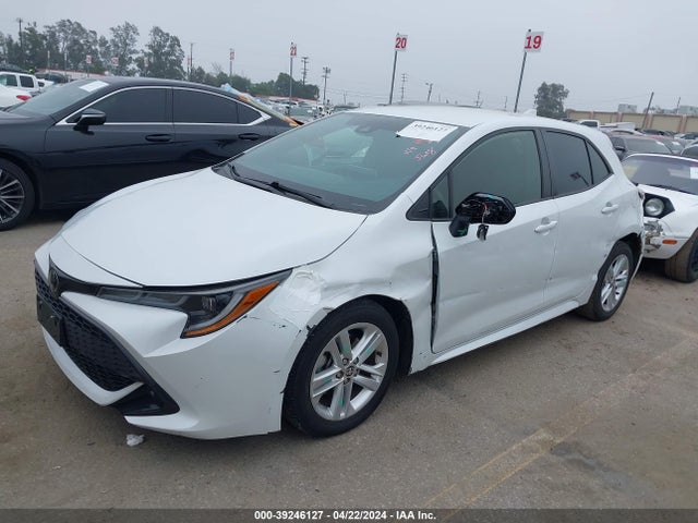 Toyota COROLLA SE 2021 JTND4MBE6M3125980 Image 2