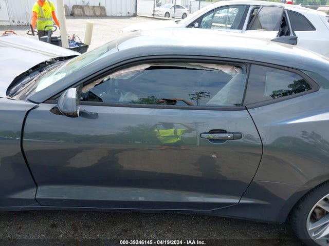 Chevrolet Camaro 1lt 2018 1G1FB1RX3J0101053 Image 14