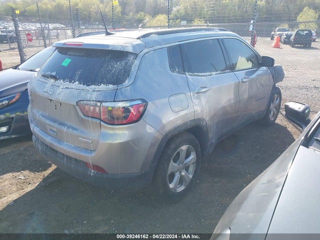 3C4NJCBB3KT852139 Jeep Compass Latitude Fwd