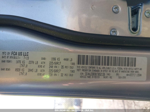 3C4NJCBB3KT852139 Jeep Compass Latitude Fwd