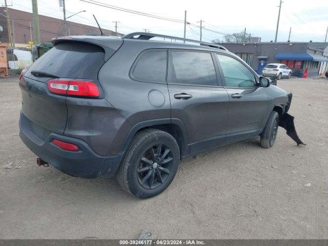 1C4PJMCS4EW286035 Jeep Cherokee Altitude