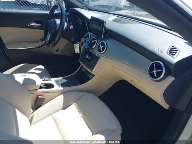 WDDSJ4GB6EN108238 Mercedes-Benz CLA 250 4MATIC