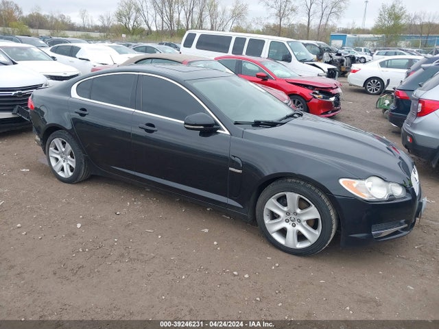 2010 JAGUAR XF SAJWA0FA7AHR69788 Photo 0