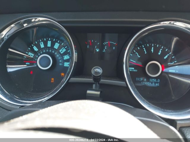 1ZVBP8AM0E5255078 Ford Mustang V6