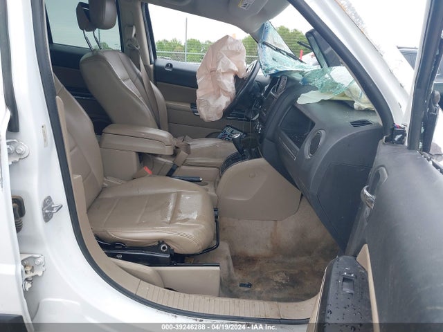 Jeep Patriot Limited 2014 1C4NJPCB5ED794065 Image 5