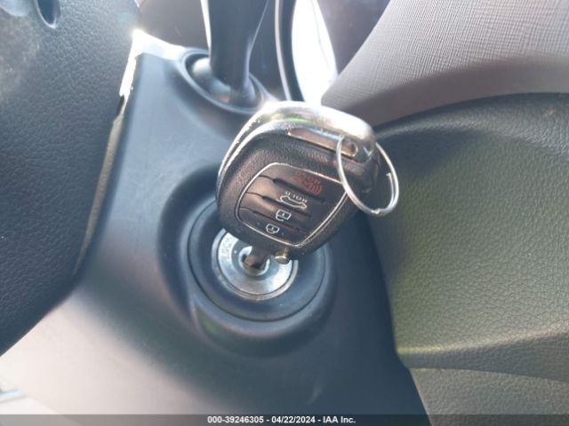 KM8SMDHF0JU264113 Hyundai Santa Fe Se