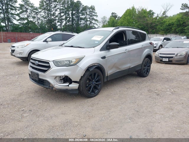 Ford ESCAPE SE 2017 1FMCU0GD7HUC24621 Image 2
