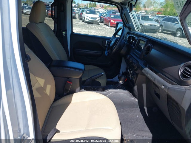 1C4HJXDN4MW758263 Jeep Wrangler Unlimited Sport S 4x4