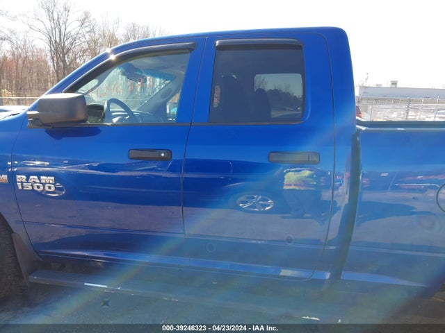 RAM 1500 Express Quad Cab 4x4 6'4 Box 2017 1C6RR7FT7HS620665 Image 15