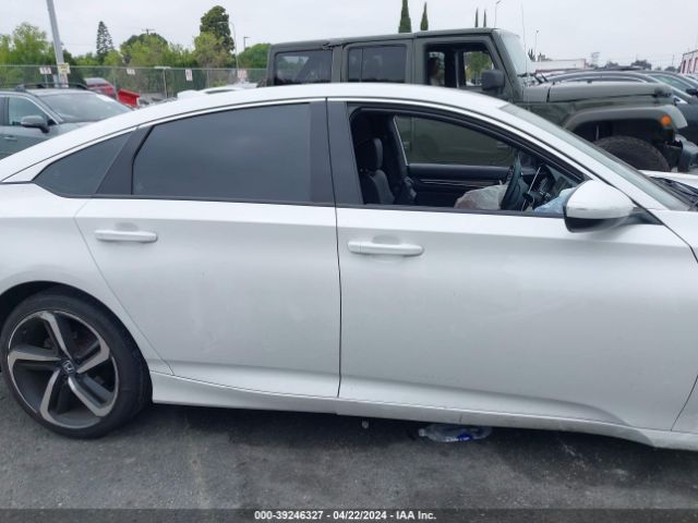 1HGCV1F30LA136666 Honda Accord Sport