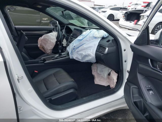 1HGCV1F30LA136666 Honda Accord Sport