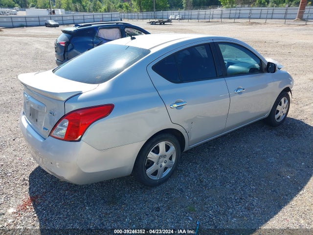 Nissan Versa 1.6 Sv 2014 3N1CN7AP1EK465635 Image 4