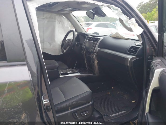 Toyota 4runner Sr5 Premium 2020 JTEZU5JR1L5225052 Image 5