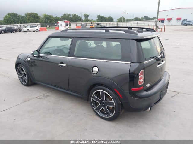 2013 MINI CLUBMAN WMWZG3C59DTY39979 Photo 2