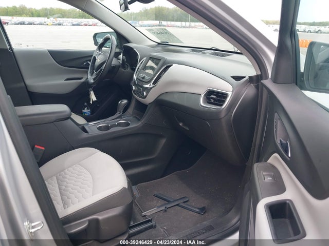 Chevrolet EQUINOX LT 2019 2GNAXUEVXK6159346 Image 5