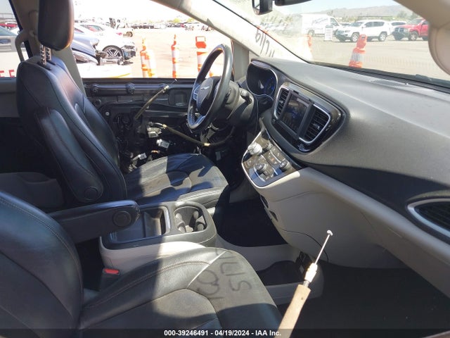Chrysler Pacifica Touring L 2020 2C4RC1BGXLR165918 Image 5