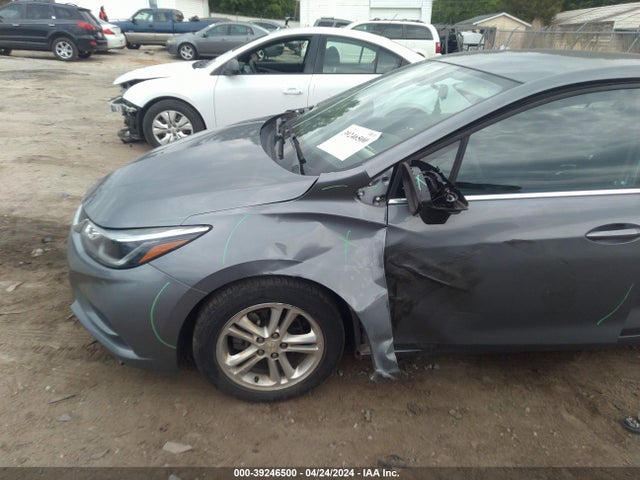 Chevrolet Cruze Lt Auto 2018 1G1BE5SM2J7125235 Image 12
