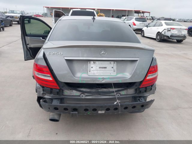 WDDGF4HB3EA958390 Mercedes-Benz C 250 Luxury/sport