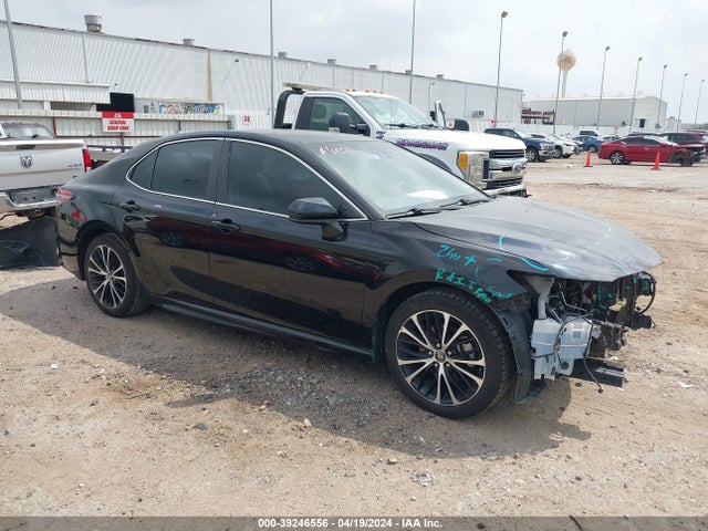 Toyota CAMRY SE 2018 4T1B11HKXJU583037 main image