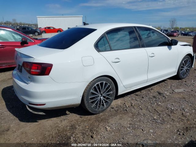 3VWD17AJ2GM347820 Volkswagen Jetta 1.8t Sport