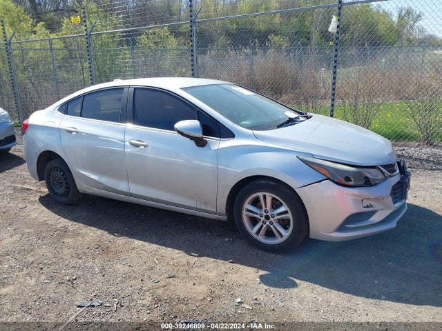 2016 1G1BE5SM3G7299534 main image