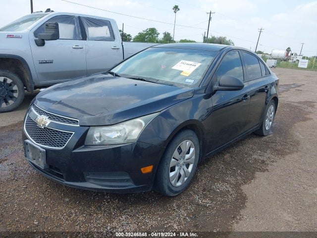 Chevrolet Cruze Ls Auto 2014 1G1PA5SH7E7487961 Image 2