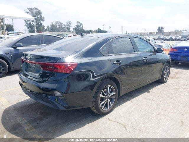 KIA Forte Lxs 2023 3KPF24AD2PE552663 Image 4