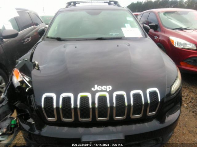 1C4PJLCB5GW259987 Jeep Cherokee Latitude