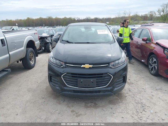 Chevrolet TRAX LS 2018 3GNCJKSBXJL301830 Image 12