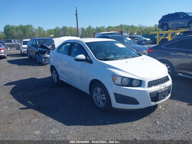 Chevrolet Sonic Lt Auto 2014 1G1JC5SH8E4101680 главное изображение