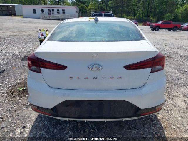5NPD84LF2KH445086 Hyundai ELANTRA SEL