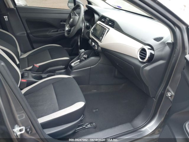 3N1CN8EV9ML918388 Nissan Versa Sv Xtronic Cvt