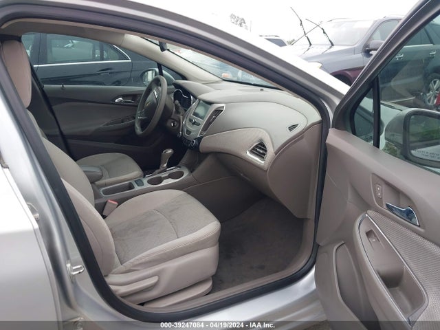 Chevrolet Cruze Ls Auto 2018 1G1BC5SMXJ7203248 Image 5