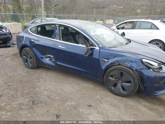 5YJ3E1EA7JF077893 Tesla Model 3 Long Range/mid Range